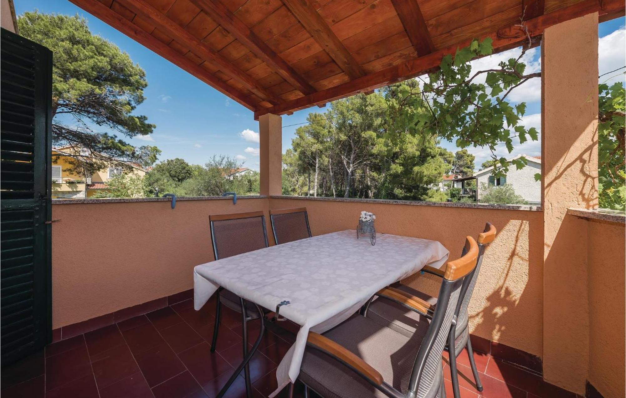 Awesome Apartment In Jadrija With Wifi מראה חיצוני תמונה