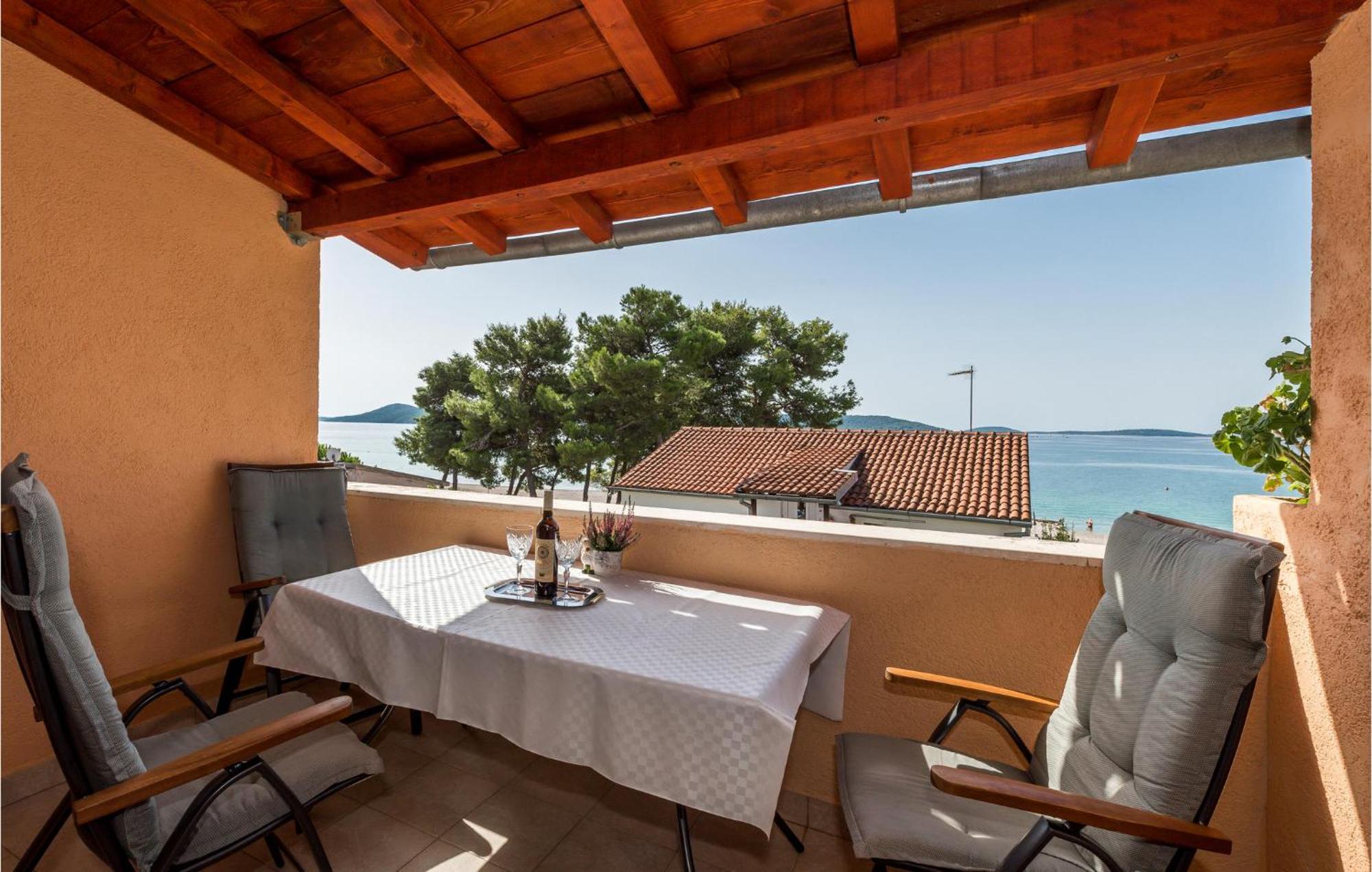 Awesome Apartment In Jadrija With Wifi מראה חיצוני תמונה