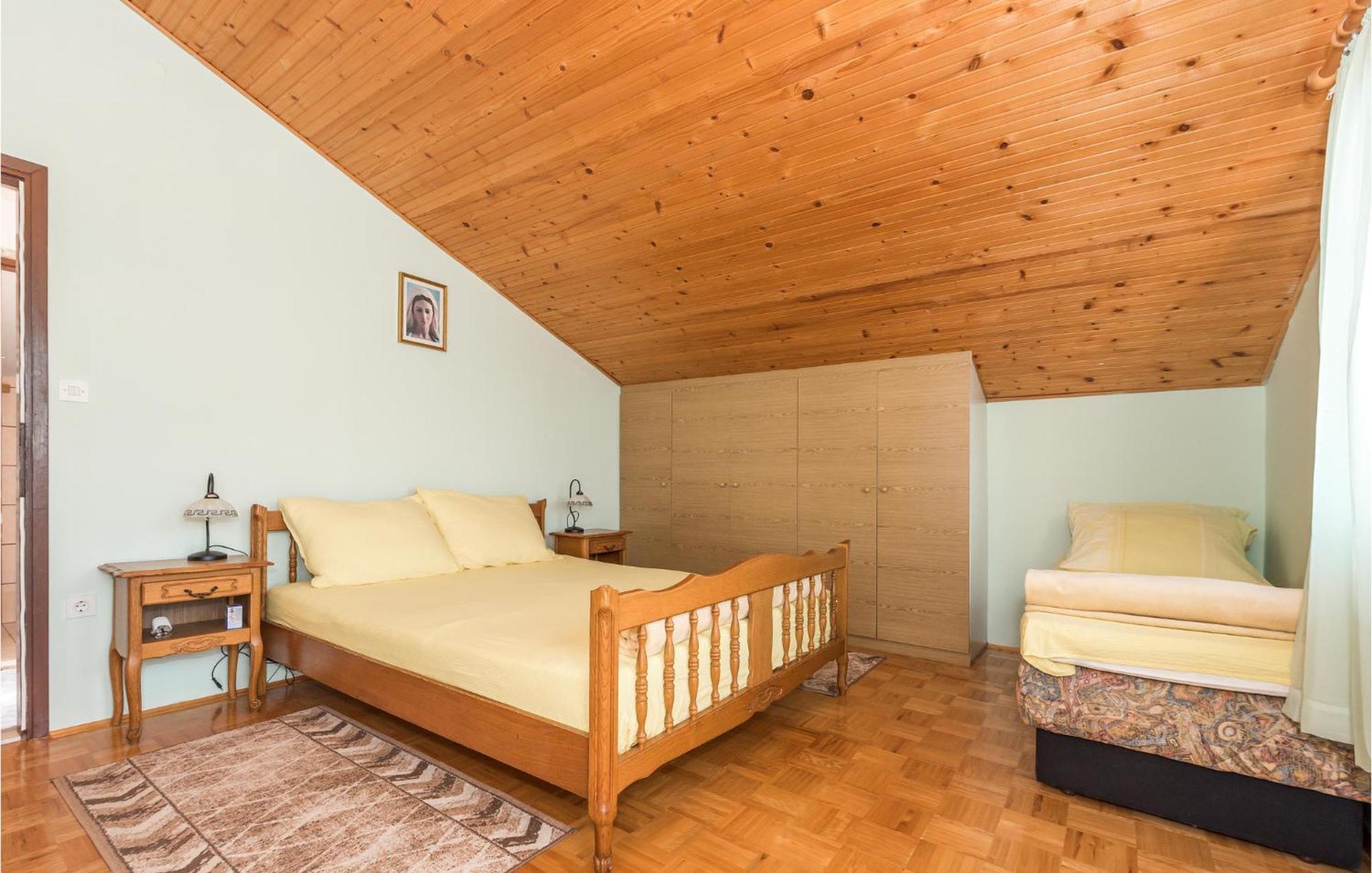 Awesome Apartment In Jadrija With Wifi מראה חיצוני תמונה